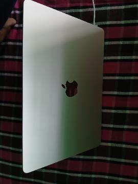 Buy Apple MC7W4HN/A MacBook Air 13 (8-Core Apple M2 Chip/16 GB/256